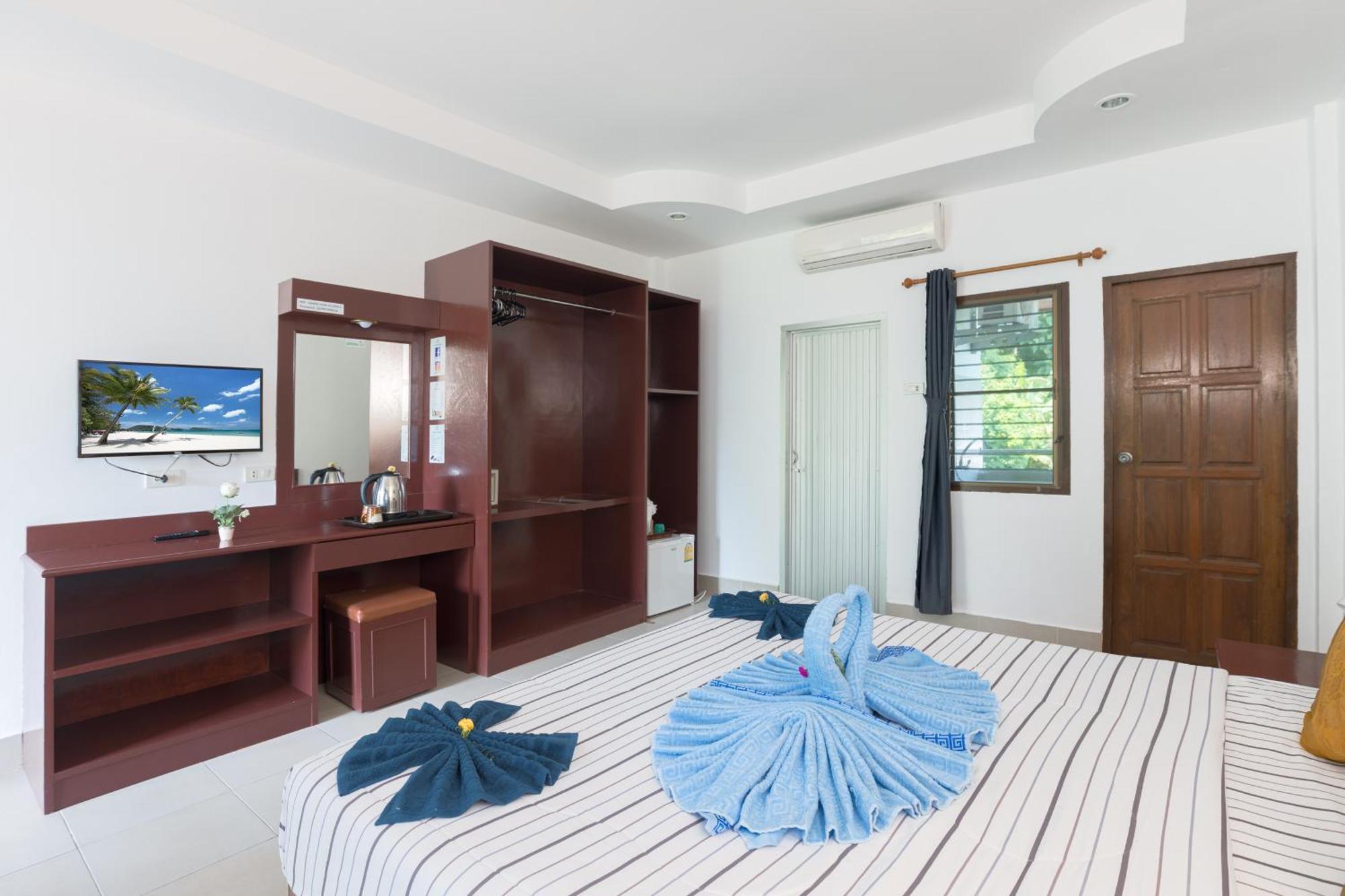 Grand View Hotel Patong Екстериор снимка