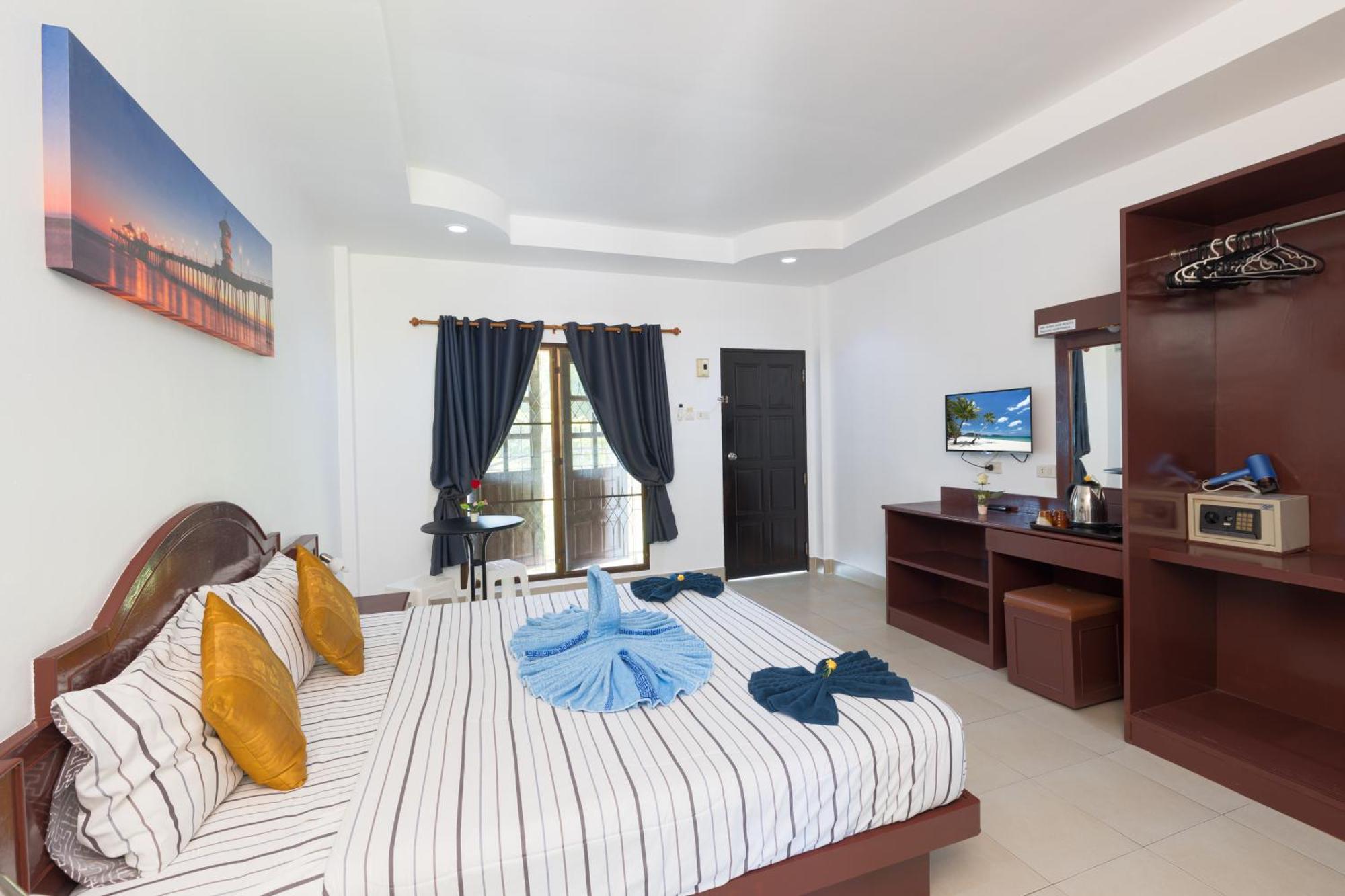 Grand View Hotel Patong Екстериор снимка