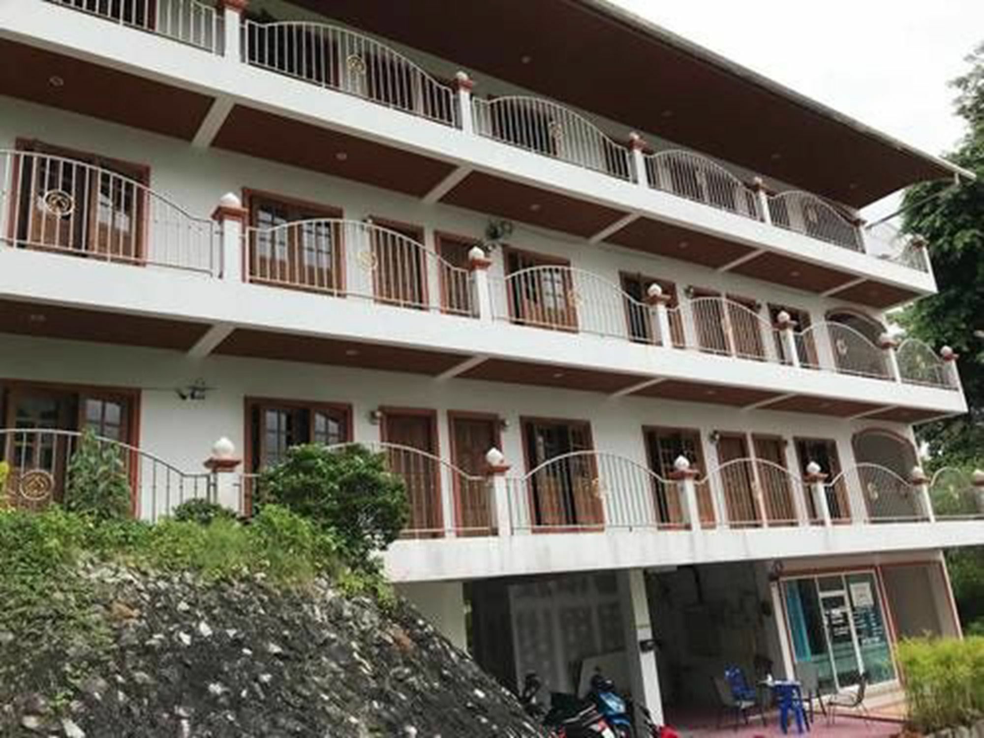 Grand View Hotel Patong Екстериор снимка